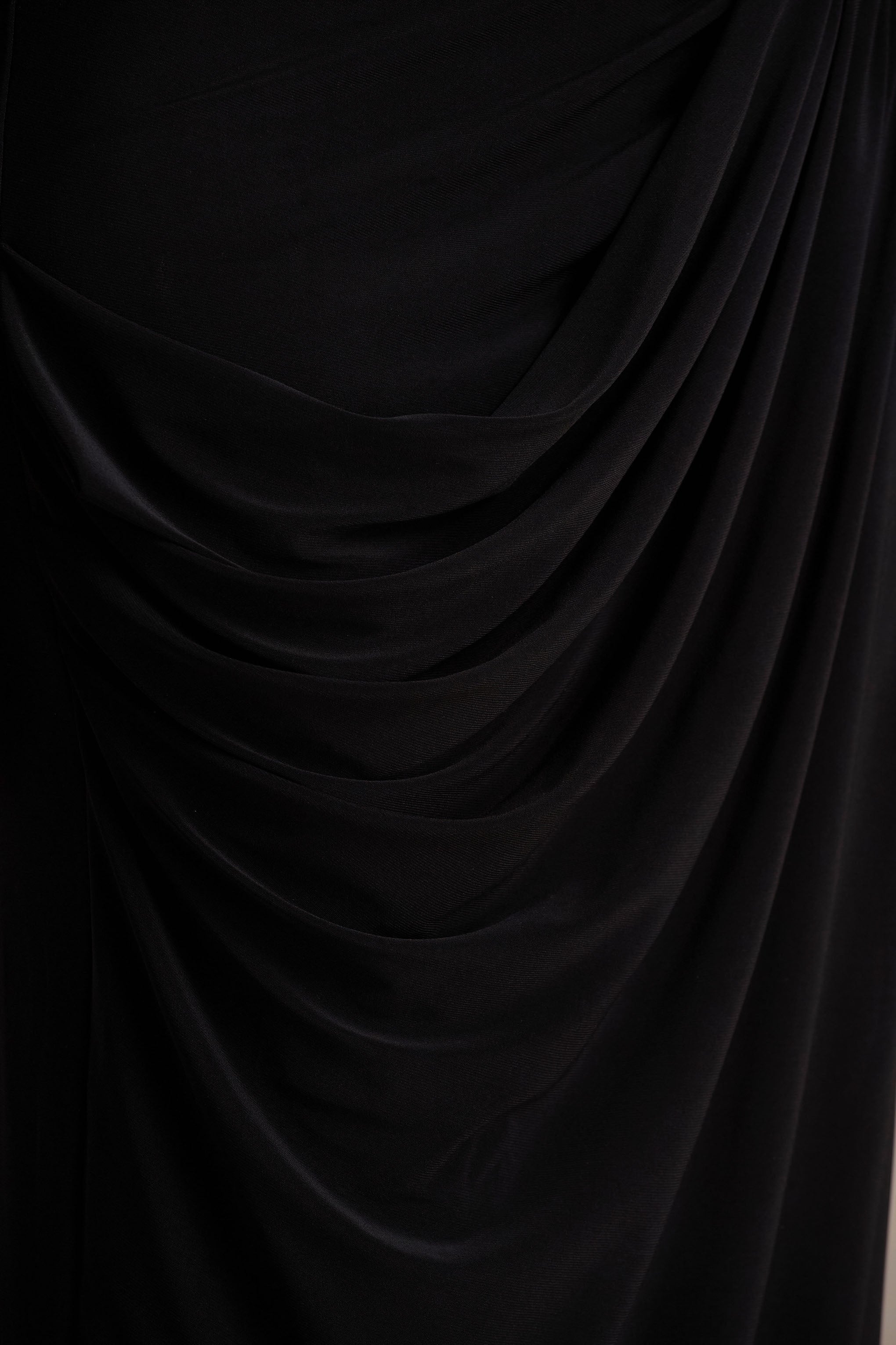 Fluxy | Black Long-Sleeved Crop-Top With Ruched Detailing